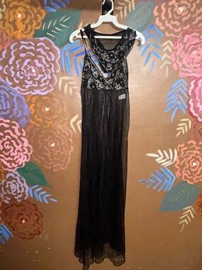 Petra Fashions Black Lace Sheer Nightgown